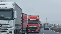 18-километровна опашка от камиони се образува пред &bdquo;Капитан Андреево&ldquo;