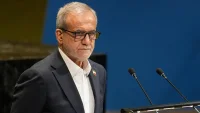 Президентът на Иран Масуд Пезешкиан пристигна в Ню Йорк