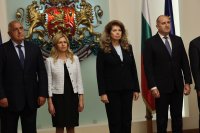 Кому бе нужна цялата предизборна демагогия с КСНС при Йотова, който не реши нищо след 5 часа "мъдруване"?!