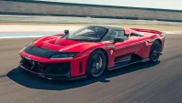 Златан Ибрахимович си подари Ferrari F80 за 45-ия си рожден ден