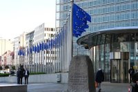 ЕС планира да спре напълно вноса на руски газ до края на 2027 г.