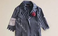 Zara подложена на критики заради детски костюм, напомнящ униформи от Аушвиц (СНИМКИ)