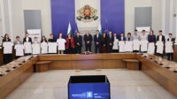 15 от най-големите млади таланти остават да учат в България: INSAIT представи третия випуск на EXPLORER