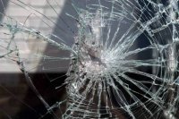 Пътнически автобус катастрофира край Павел баня, шофьорът е сред ранените