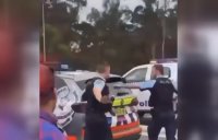 (ВИДЕО) Автомобил помете ръгби фенове в Австралия: Най-малко 9 ранени, сред тежко пострадалите има деца