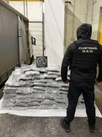 Откриха марихуана за над 1,8 млн. евро на &bdquo;Капитан Андреево"