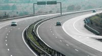 Пътуването в България днес: ремонти по магистралите, опашки за камиони на границата и десетки пожари