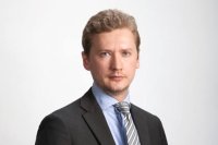Руски анализатор: САЩ прехвърлят тежестта за Украйна върху Европа, която не може да ги замести