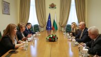 Радев пред Митрофанова: Ударите по корабите в Черно море са в полза на Русия