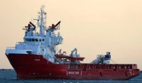 Шестима български моряци са спасили девет души от ударения с дрон кораб край Констанца