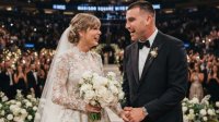Тейлър Суифт изгорила сватбения декор за 30 милиона долара, за да не бъде откраднат