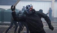 Цензура във Франция: Ще блокира ли властта в Париж социалните медии?