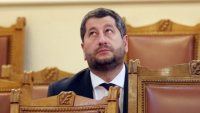 Ще ви разкажа от първо лице как се промени Конституцията по почина на Ицето Иванов и за времето, когато Пеевски беше обикновен ням депутат в парламента, а не феномен