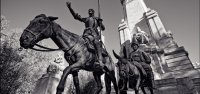 Човекът и вятърните мелници на надеждата