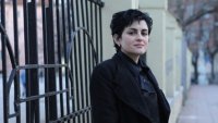 Нашите депутати, шефове на комисии, политици и управленски елит! Като се появи оня с папките с компромати и приклякат от страх