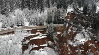 Заради свлачището към Пампорово: Смолян даде 100 000 евро за авариен път, въвеждат еднопосочно движение