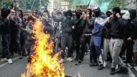 Десетки хиляди италианци протестираха срещу правителството на Джорджа Мелони