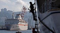 Командоси спасиха кораб от пирати в Арабско море